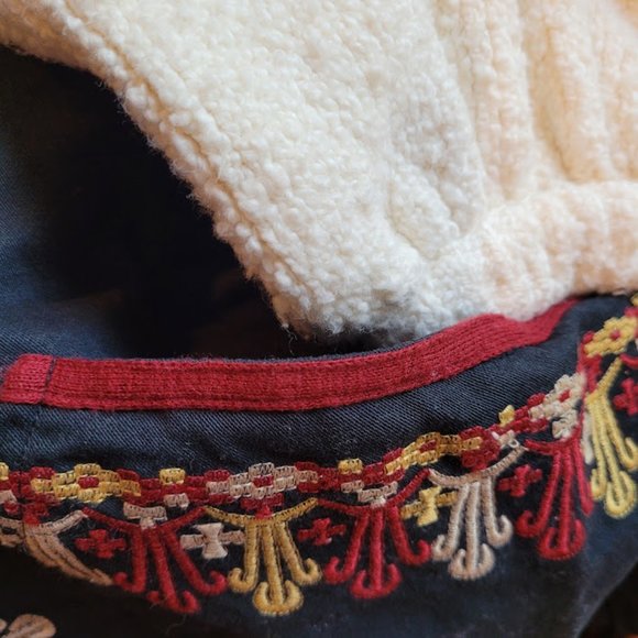 SOLD: Free People Aztec SW Boho Embroidered Two Faced Sold Out Online Oversized - Picture 5 of 16